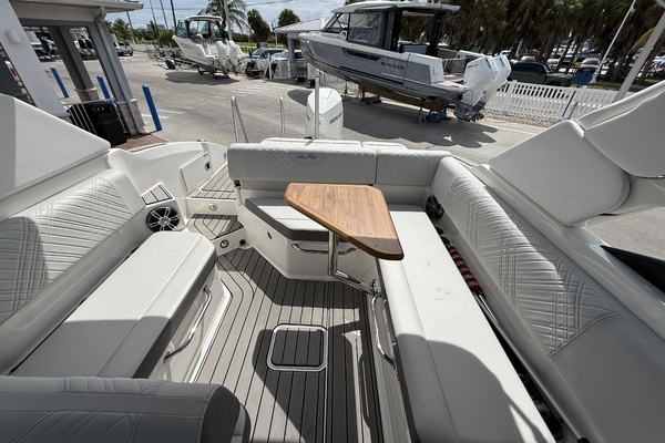 300ft Sea Ray Yacht For Sale