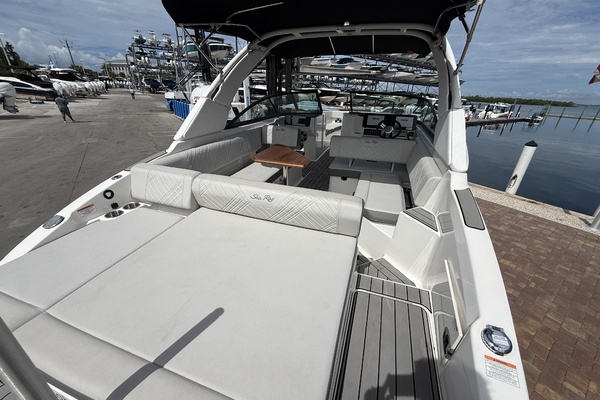300ft Sea Ray Yacht For Sale