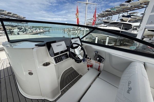 300ft Sea Ray Yacht For Sale