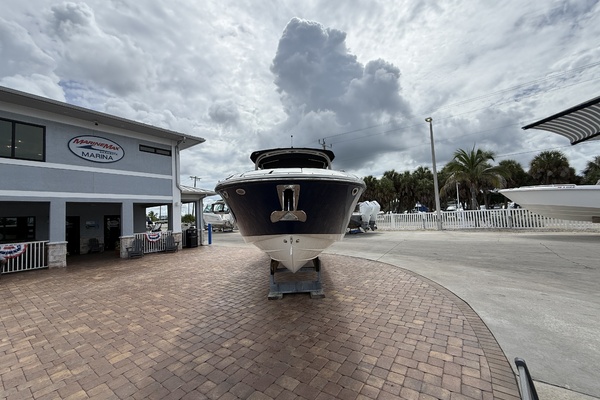 300ft Sea Ray Yacht For Sale