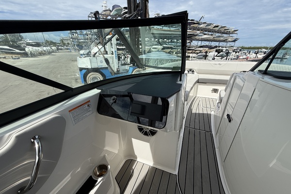 300ft Sea Ray Yacht For Sale