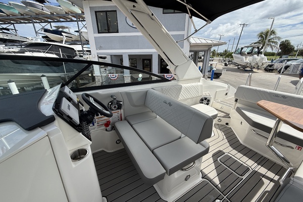 300ft Sea Ray Yacht For Sale