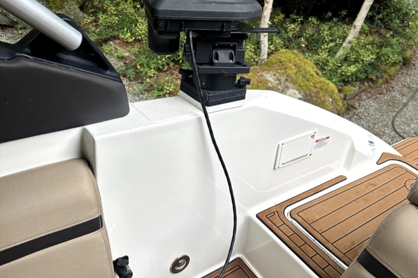 26ft Sea Ray Yacht For Sale
