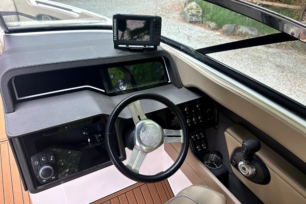 26ft Sea Ray Yacht For Sale