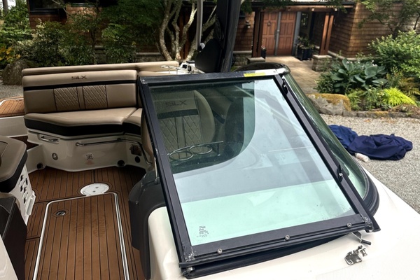 26ft Sea Ray Yacht For Sale