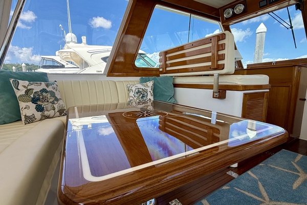 FLYAWAY 49ft Grand Banks Yacht For Sale