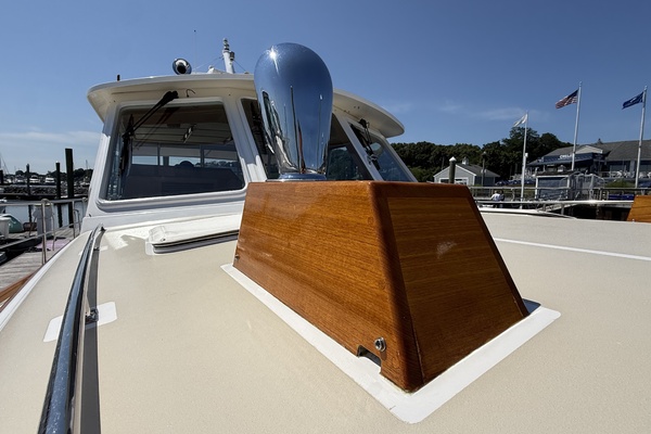 FLYAWAY 49ft Grand Banks Yacht For Sale