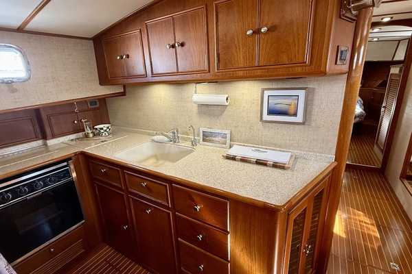 FLYAWAY 49ft Grand Banks Yacht For Sale