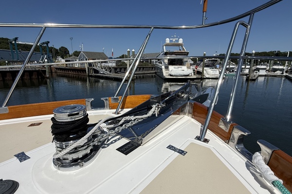 FLYAWAY 49ft Grand Banks Yacht For Sale