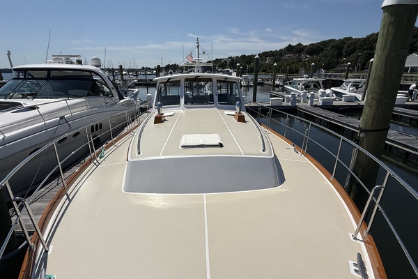 FLYAWAY 49ft Grand Banks Yacht For Sale