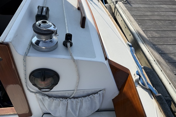 Sea Horse 28ft Alerion Yacht For Sale