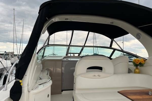 36ft Sea Ray Yacht For Sale