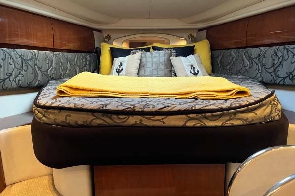 36ft Sea Ray Yacht For Sale