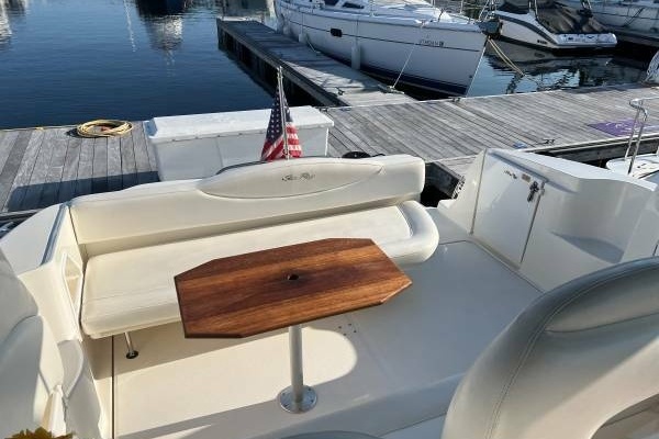 36ft Sea Ray Yacht For Sale