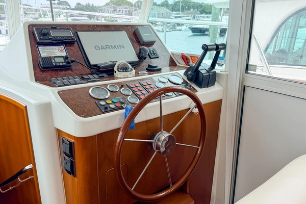 Beneteau SWIFT TRAWLER 42 Yacht For Sale
