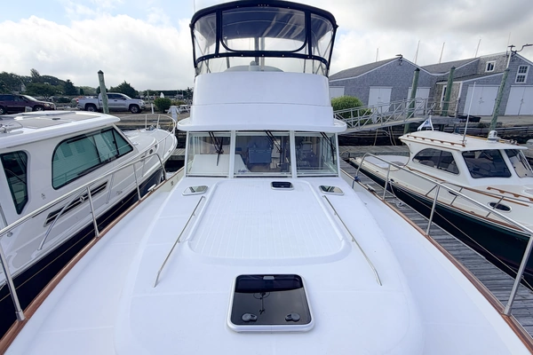 Beneteau SWIFT TRAWLER 42 Yacht For Sale