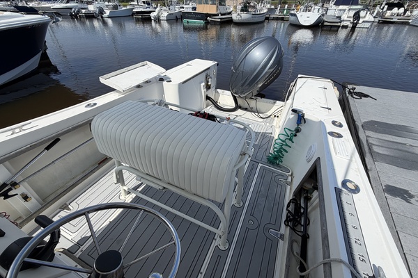 26ft Mako Yacht For Sale