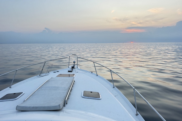 YACHTSEY 33ft Sea Ray Yacht For Sale