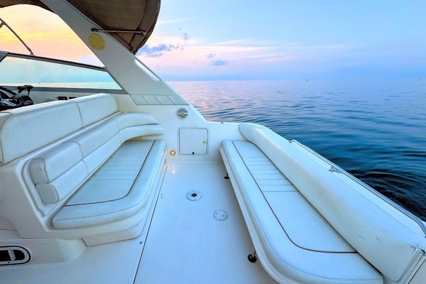 YACHTSEY 33ft Sea Ray Yacht For Sale