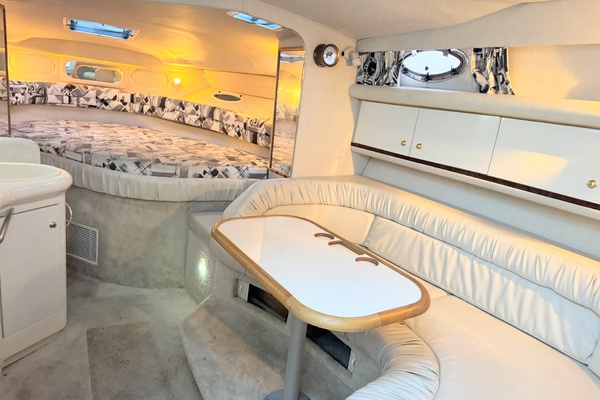 YACHTSEY 33ft Sea Ray Yacht For Sale