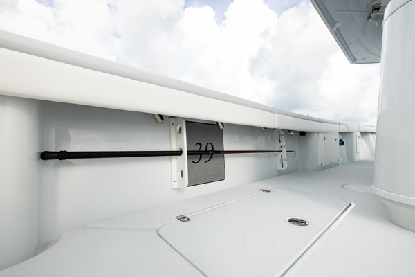 39ft Yellowfin Yacht For Sale