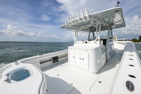 39ft Yellowfin Yacht For Sale