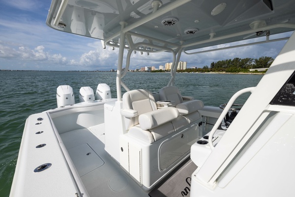 39ft Yellowfin Yacht For Sale