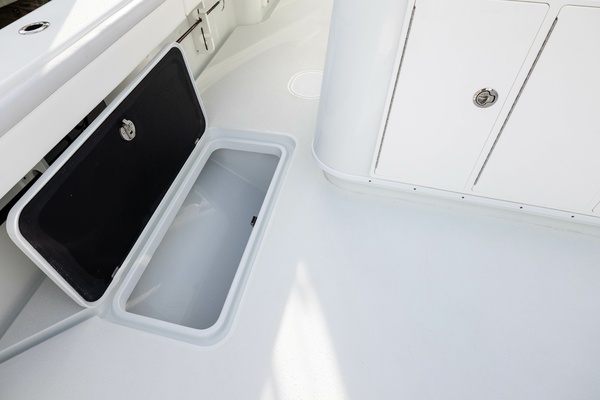 39ft Yellowfin Yacht For Sale