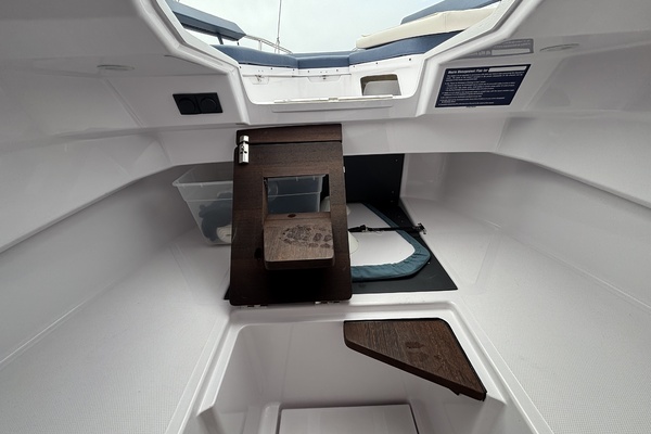 29ft Axopar Yacht For Sale