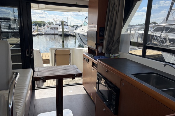Okie Dokie 30ft Beneteau Yacht For Sale