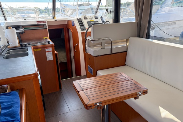 Okie Dokie 30ft Beneteau Yacht For Sale