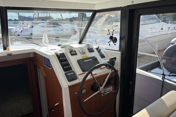 Okie Dokie 30ft Beneteau Yacht For Sale