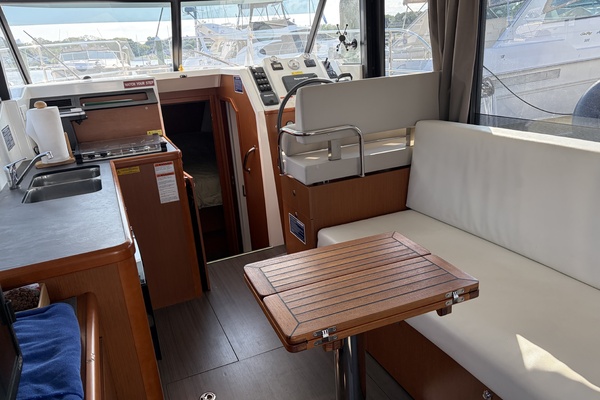 Okie Dokie 30ft Beneteau Yacht For Sale