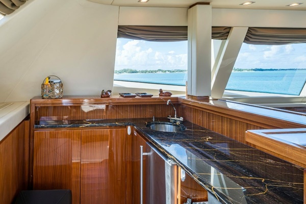 ALEGHI 108ft Sanlorenzo Yacht For Sale