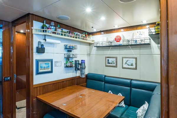 ALEGHI 108ft Sanlorenzo Yacht For Sale