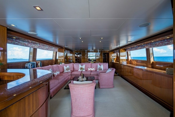 ALEGHI 108ft Sanlorenzo Yacht For Sale
