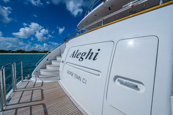 ALEGHI 108ft Sanlorenzo Yacht For Sale