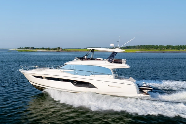 Prestige 520 Yacht For Sale
