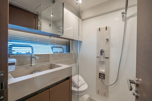 Prestige 520 Yacht For Sale