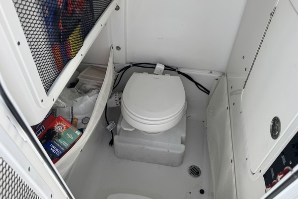 27ft Sea Hunt Yacht For Sale