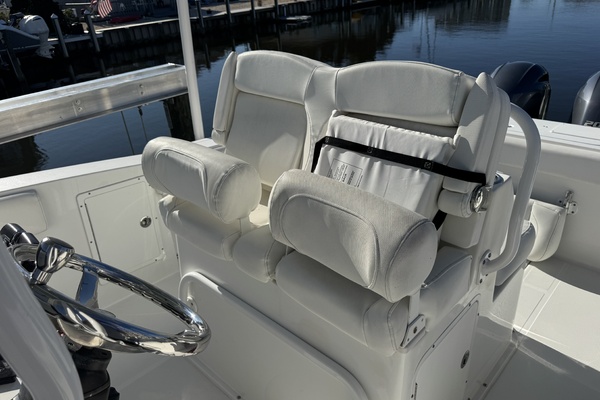 27ft Sea Hunt Yacht For Sale