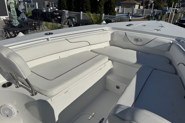 27ft Sea Hunt Yacht For Sale
