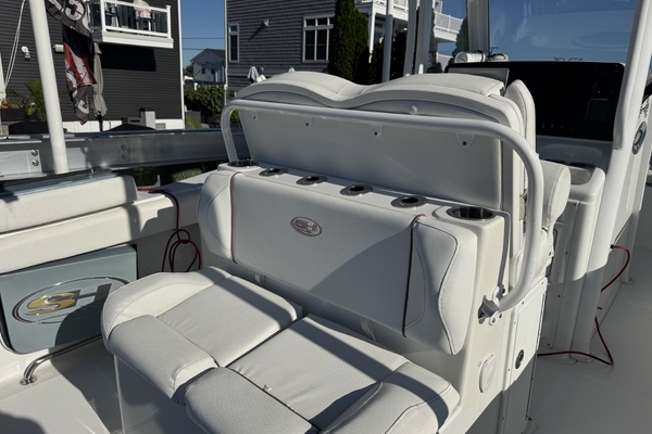 27ft Sea Hunt Yacht For Sale