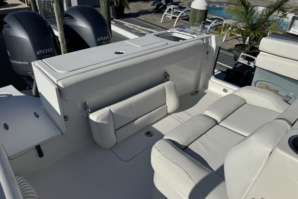 27ft Sea Hunt Yacht For Sale
