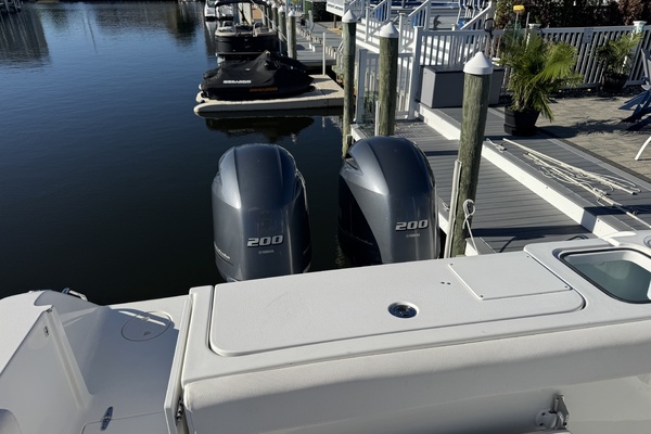 27ft Sea Hunt Yacht For Sale