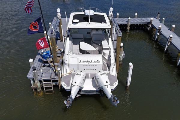 32ft Sea Ray Yacht For Sale