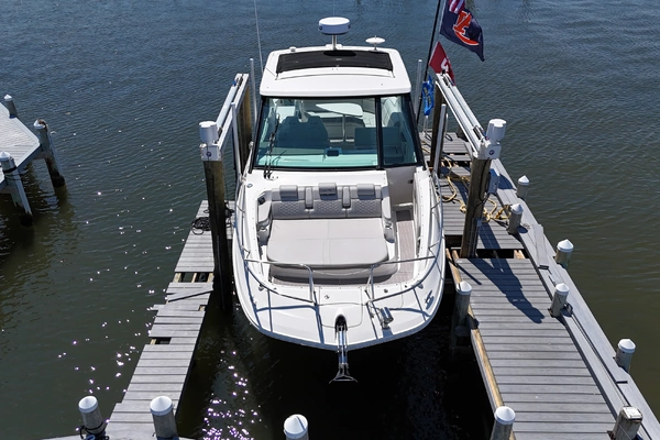 Sea Ray 320 Sundancer Yacht For Sale