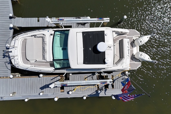 32ft Sea Ray Yacht For Sale