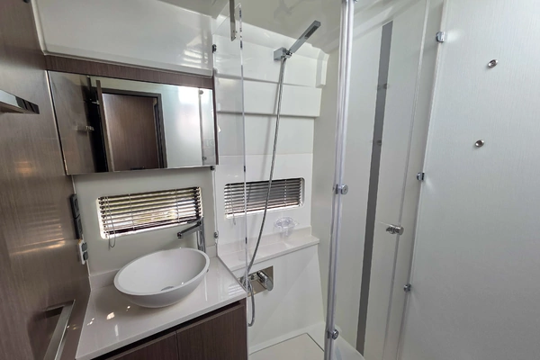 Jeanneau NC 1295 Coupe Yacht For Sale