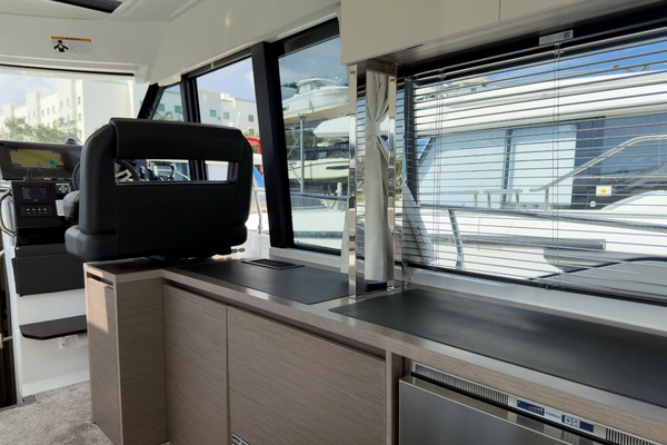 Jeanneau NC 1295 Coupe Yacht For Sale